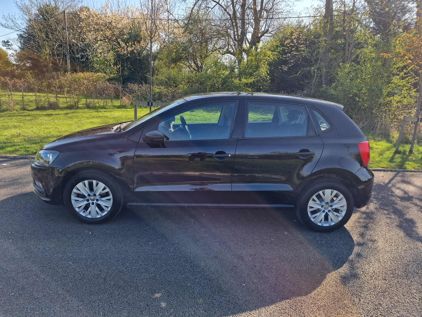 Volkswagen Polo - 2015 Low mileage