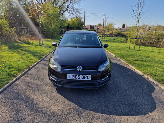 Volkswagen Polo - 2015 Low mileage