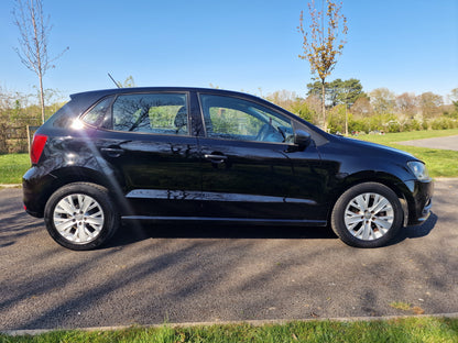 Volkswagen Polo - 2015 Low mileage